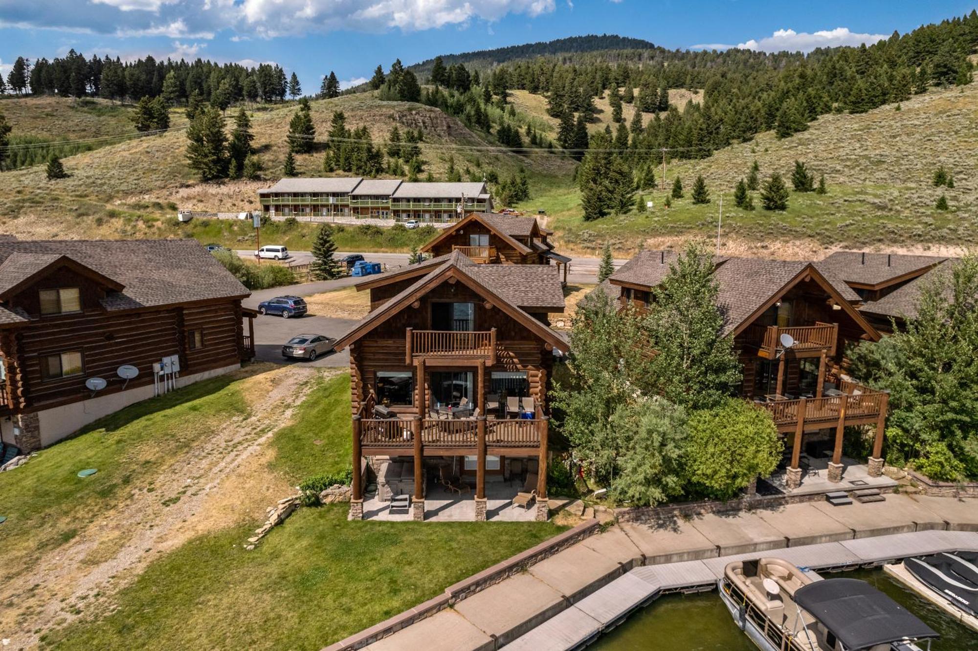 King'S Cabin West Yellowstone Bagian luar foto