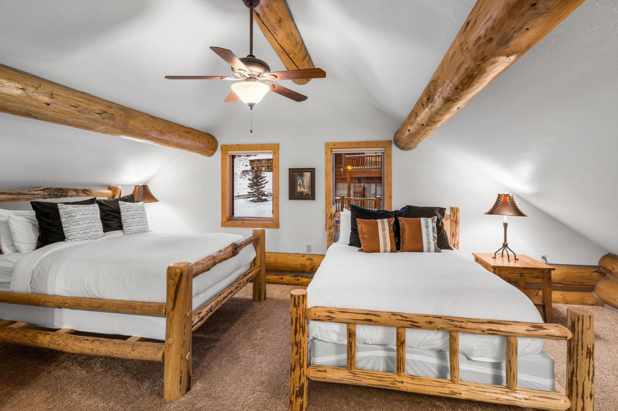 King'S Cabin West Yellowstone Bagian luar foto